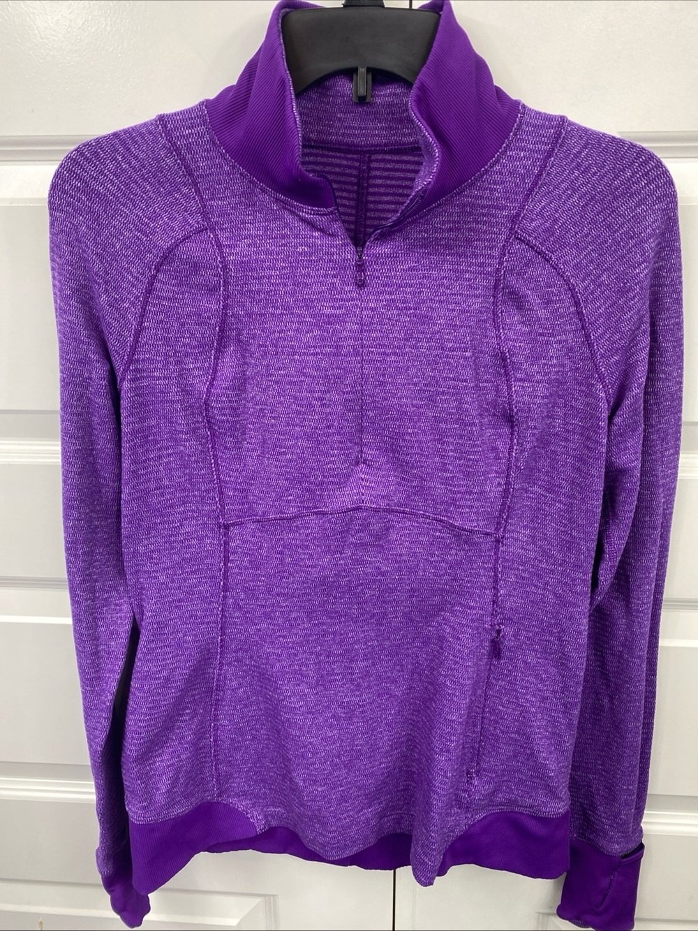 Lululemon Runderful Jacket 1/2 Zip Purple Women’s Pocket Thumbholes 8 outerwear